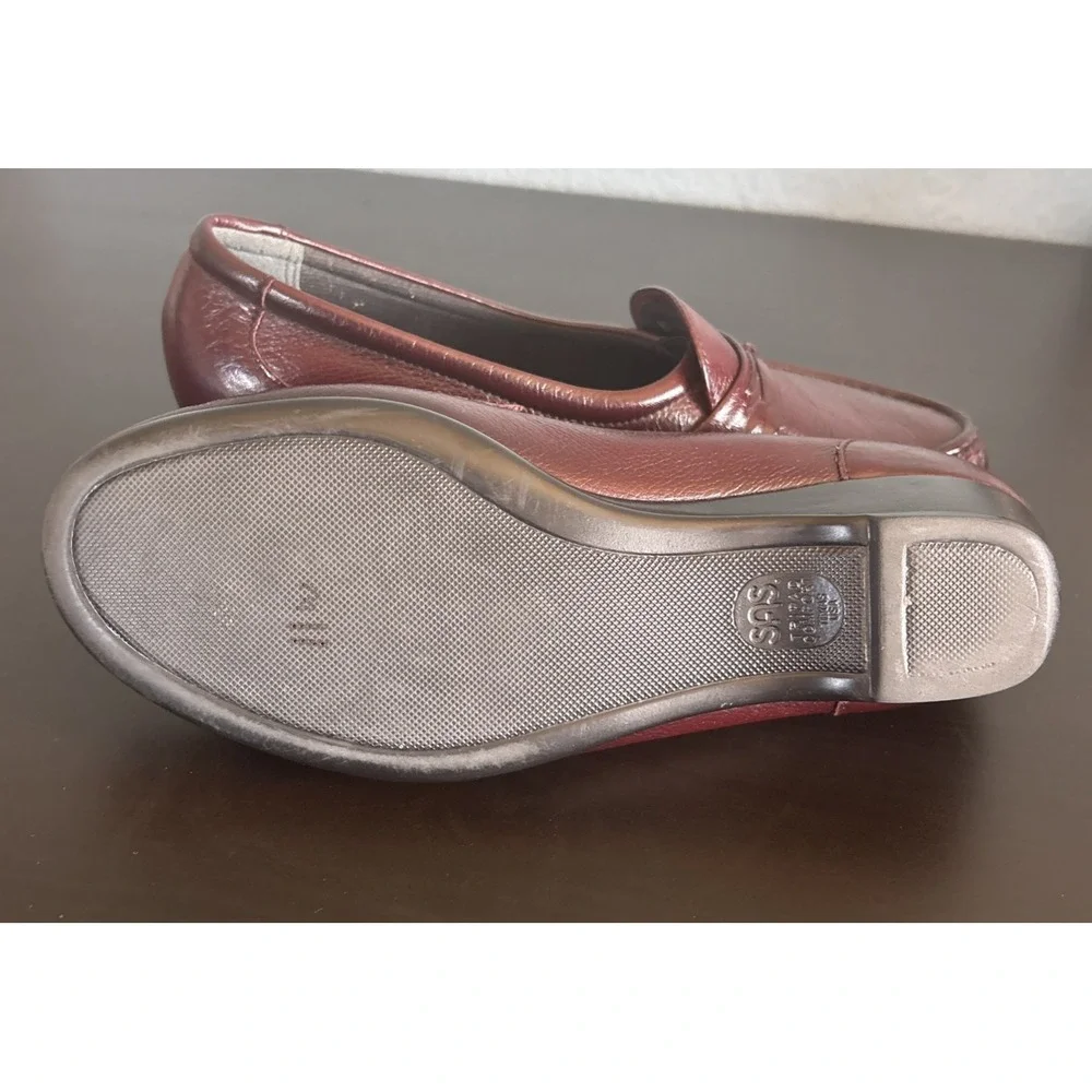 SAS Womens Easier Slip-On Loafer US 8.5 Antique Wine Leather Tripad Comfort Shoe